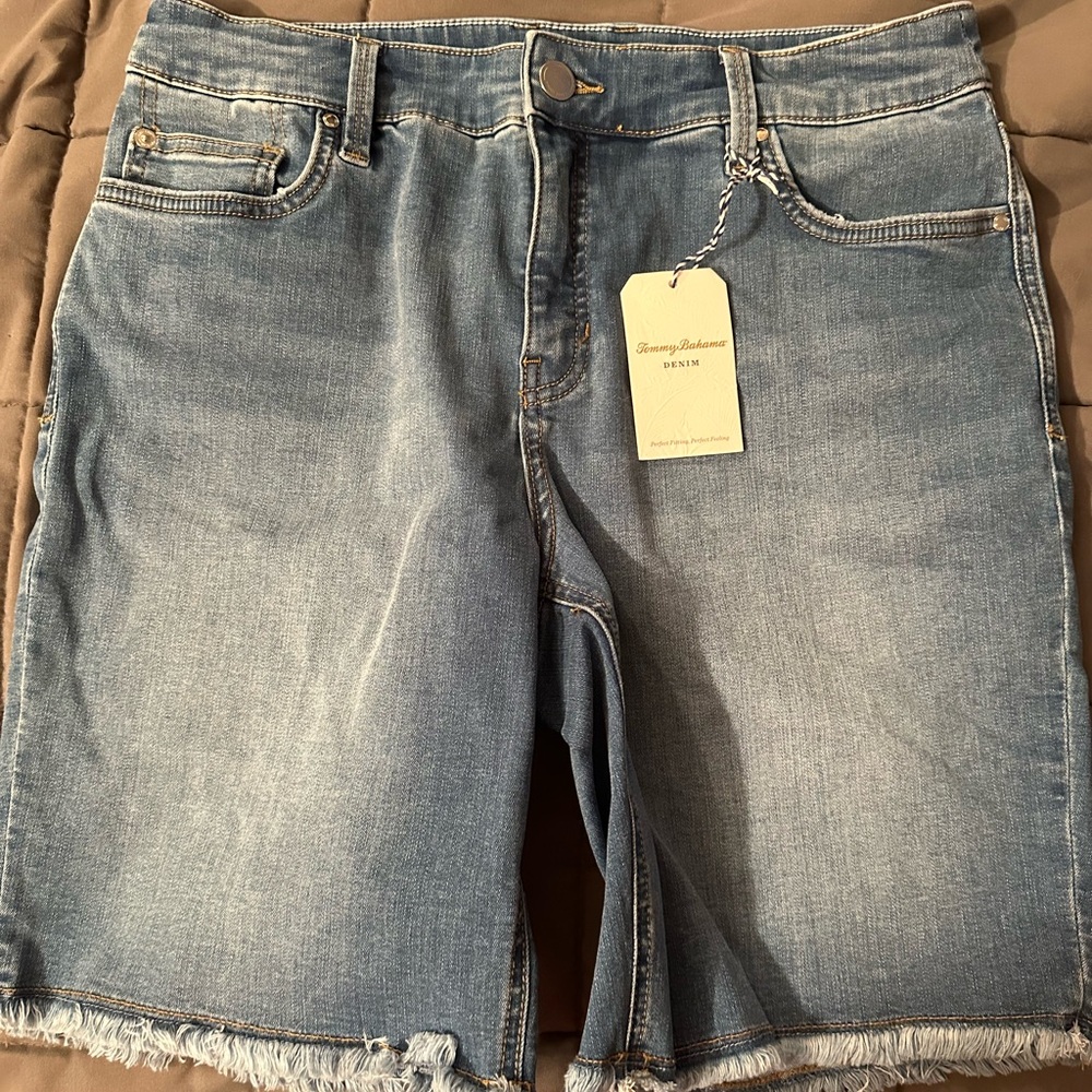 Tommy Bahama Bermuda shorts 9 inch, size 10